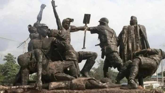 A statue commemorating the killing of the coal miners was erected in the centre of Enugu