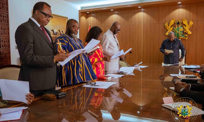 Mahama swears in APRM governing council