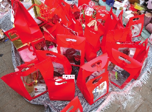 Many of the vendors sold on pavement