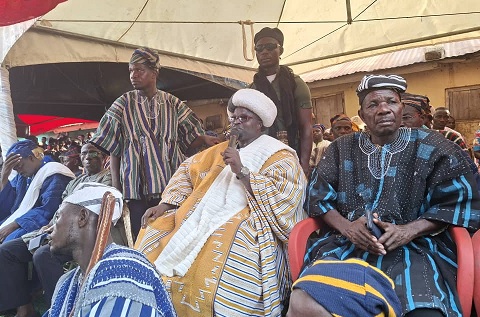 The Paramount Chief of Kpassa, Ubor Konja Tassan VI, speaking at the outdooring of Ukpalibor Kofi Bajinpoan.
