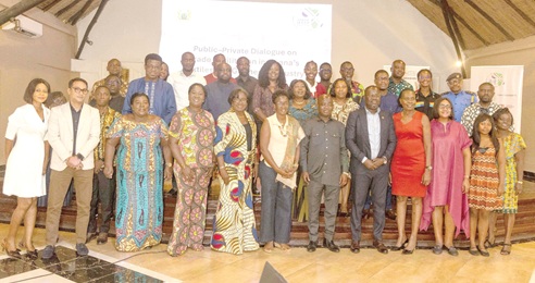 Sampson Ahi (6th from right), Deputy Minister of Trade, Agribusiness and Industry; Harriet Gayi (6th from left), Director for West Africa, TradeMark Africa, together with participants after the official opening session of the conference