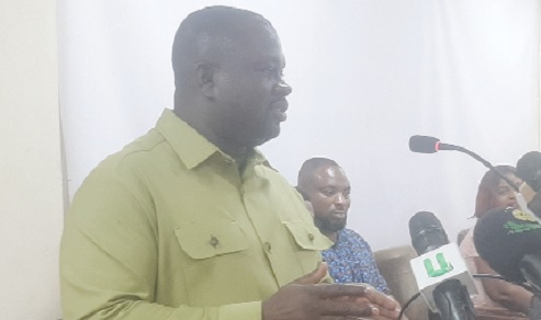 Albert Kwabena Dwumfour, President of the Ghana Journalists Association, addressing the media. Picture: ESTHER ADJORKOR ADJEI 