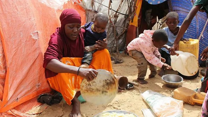 It is estimated that more than four million Somalis are facing crisis levels of hunger