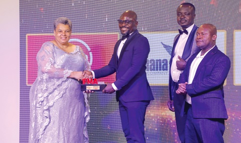 Gizella Tetteh-Agbotui (left), Deputy Minister of Works, Housing and Water Resources, presenting the Institutional Excellence In Facilities Management award to Absa Bank Ghana LTD. Picture: ELVIS NII NOI DOWUONA 