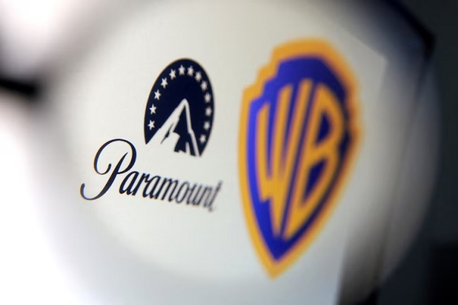 Paramount and Warner Bros logos are seen in this illustration taken December 8, 2025. REUTERS/Dado Ruvic/Illustration/File Photo