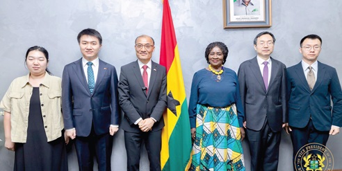 Professor Naana Jane Opoku-Agyemang (3rd from right), Vice-President, with Tong Defa (3rd from left),outgoing Chinese Ambassador to Ghana, and other delegation from the Chinese Embassy