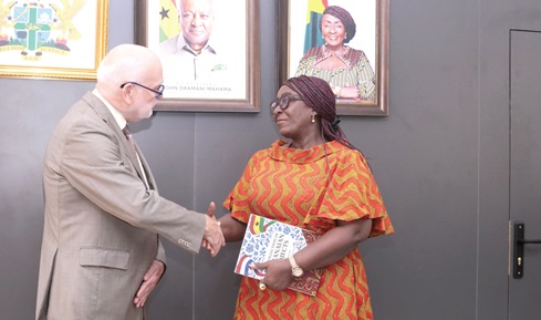 Jeroen Verheul (left), Netherlands Ambassador to Ghana, exchanging pleasantries with Abla Dzifa Gomashie, Minister of Tourism, Culture and Creative Arts