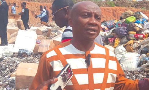 ASP Farzer Nutakor, Commanding Officer, Drug Law Enforcement Unit, Ashanti Region, speaking to the media.