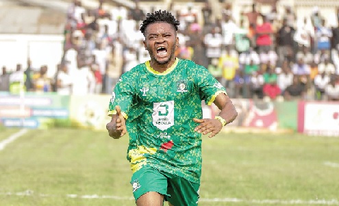 Benjamin Tsivanyo —  Expected to lead Aduana FC attack