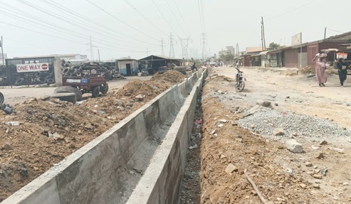  A section of drainage works being undertaken at Middle East High Tension.
