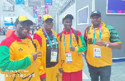 Amadu (2nd right) after the win with (L-R) Coach Ofori Asare, GBF board member George Lamptey and GBF President Dauda Fuseni