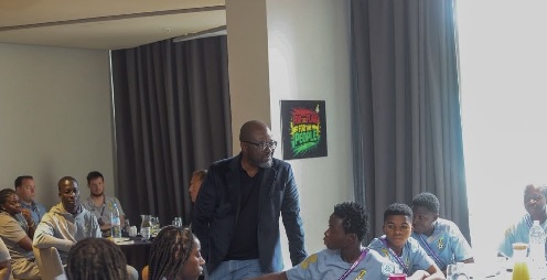 Kurt Edwine Simeon-Okraku (middle) GFA President during a visit to inspire the team ahead of their game against Cape Verde