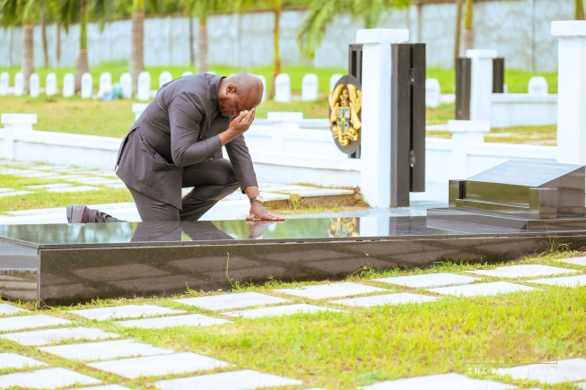 President Nguema interacting with Kimathi Agyeman-Rawlings (left) and his siblings after the wreath laying