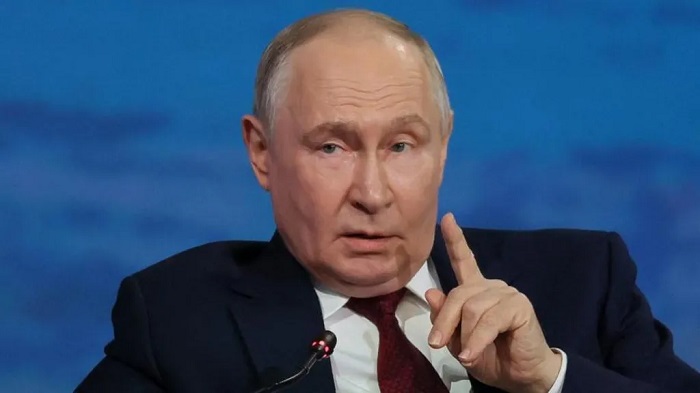 Putin says there is 'no point' meeting Zelensky over ending Ukraine war