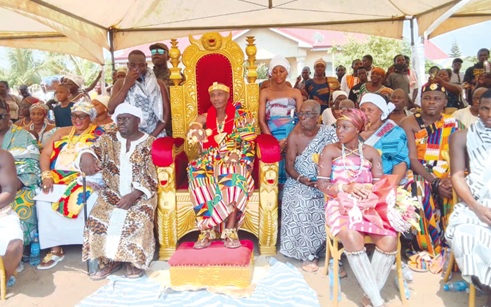 Torgbui Avornorkadzi (sitting in state), John Cush Namina (3rd from left), stool father, and other kingmakers
