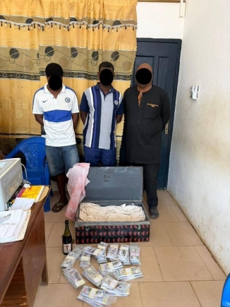 Suspect allegedly offers GH¢20,000 bribe as Police bust counterfeit dollar ring