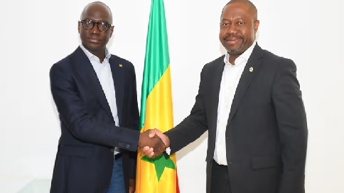Senegal and Gabon’s agriculture ministers, Mabouba Diagne and Pacôme Kossy meet during a work visit aimed at studying Senegal’s successful domestic chicken industry model 