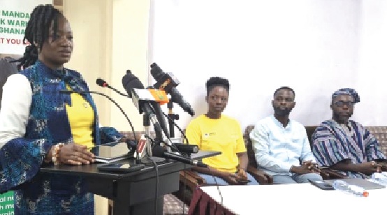 Levlyn Konadu Asiedu, Project Lead, Front-of-Pack Warning Food Labelling, addressing the media