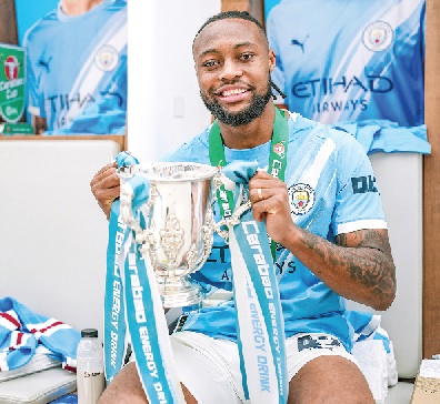 Antoine Semenyo celebrating with the Caraboa Cup last Sunday