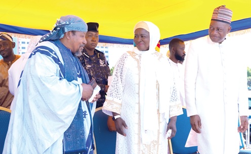 Vice-President Prof. Naana Jane Opoku-Agyemang (middle), interacting with Sheikh Mohammed Kamil Mohammed, First Deputy National Imam of the Alhusunna Wal-Jamah. With her is Dr Abdul Rashid Hassan Pelpuo, Minister of Employment and Labour Relations