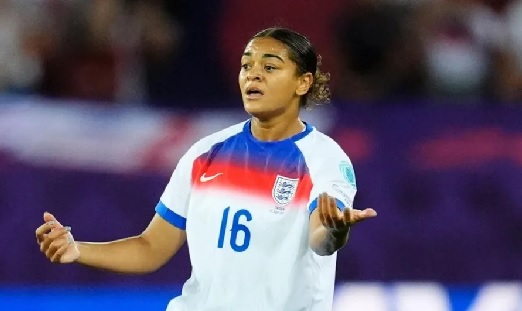 Jess Carter was part of England's squad which retained their trophy at the Women's Euros last year