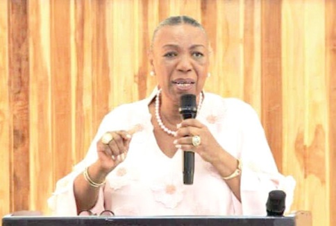 Betty Mould-Iddrisu (inset) addressing the students