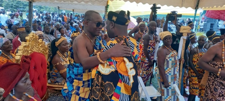 Otekple Nana Soglo Alloh IV (left) welcoming Togbega Gabusu VII Paramount Chief of Gbi Traditional Area to the durbar ground. 