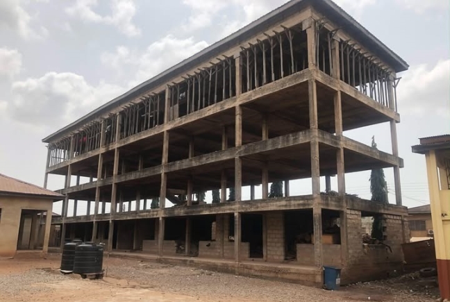 Architects demand structural audits, stronger oversight after New Town building collapse