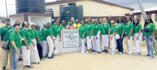 The people from the diaspora after inaugurating the borehole