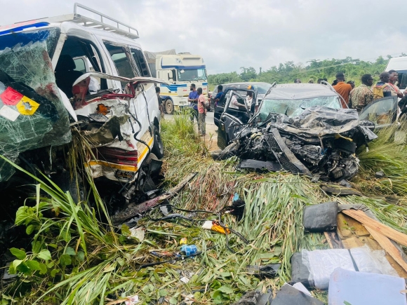 Three killed, 20 injured in head-on collision on Kumasi–Accra N6 highway near Konongo