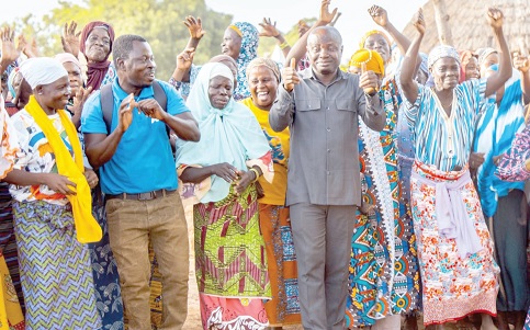 The disbursement of the pre-financing programme started in the Bimbilla area