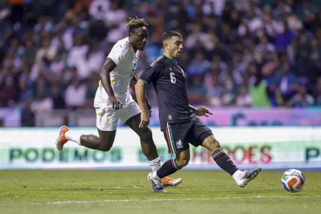 Mexico beats Ghana 2-0 in pre-World Cup friendly