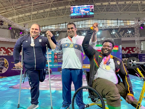 Tahiru Haruna (right) won bronze in Algeria