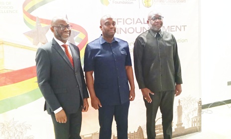 Thomas Nyarko Ampem (middle), Deputy Minister of Finance, with Dr Randy Abbey (right), CEO, COCOBOD, and Mawuli Coffie, Country Director, World Cocoa Foundation, after the launch 