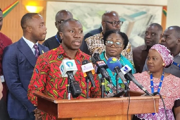Alexander Kwamena Afenyo-Markin, Minority Leader addressing the press