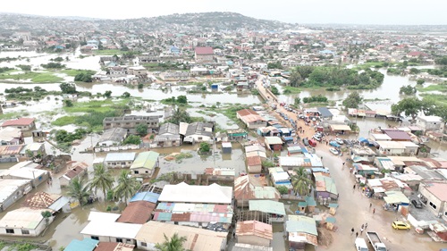 Tetegu - From fishing village to growing suburb