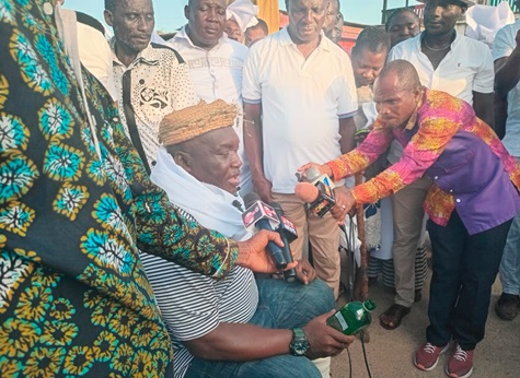 Libation was poured to thank the gods of Elmina