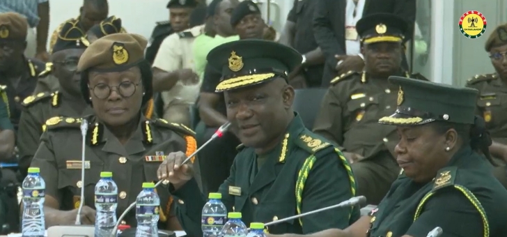 2 Immigration officers who received unearned salaries of up to GH¢57,006 given Nov 7 deadline to refund at PAC hearing