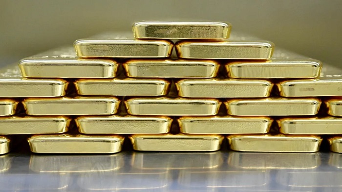 While much of the gold was sold in New York and then repurchased in London, more than 27 tonnes was physically moved to the UK