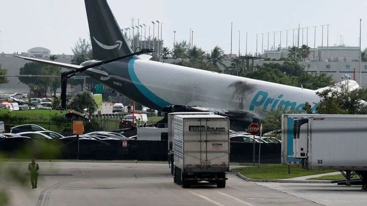 Five dead after Amazon cargo plane crashes at Miami airport