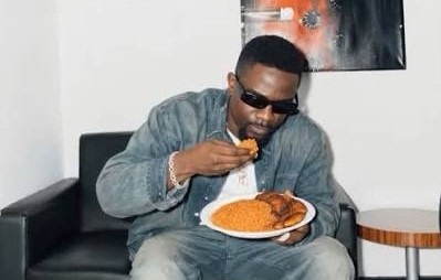 Sarkodie’s jollof saga: From Stonebwoy’s kitchen to Yvonne Nelson’s archives