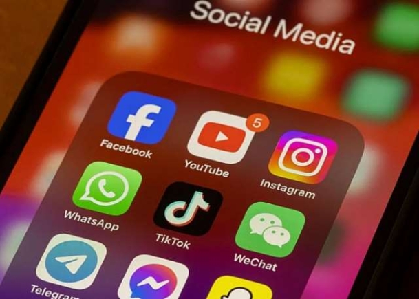 A call for a national framework to regulate social media access for children under 16 in Ghana