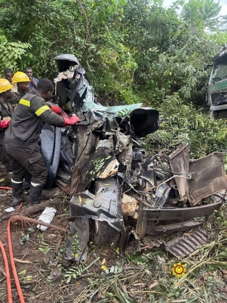 Four confirmed dead, one injured in dawn crash involving Voxy and truck at Anyinasin Junction on Accra-Kumasi N1 highway crash