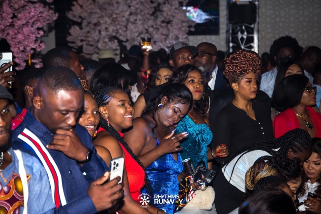 Rhythms on da Runway Aqua edition