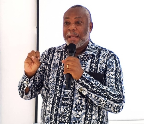 Wilberforce Laate, Deputy Executive Director of CIKOD, addressing the Queen mothers