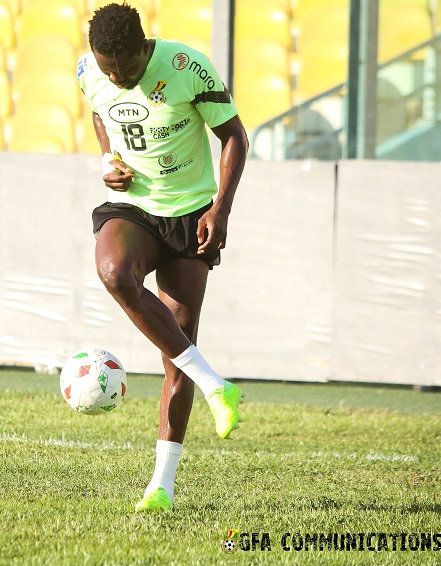 Daniel Amartey joggling the ball