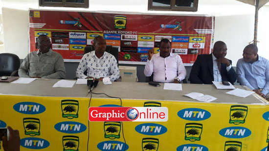 Kotoko unveils coach Duncan  4 