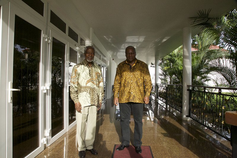 President Mahama meet Kofi Annan President Mahama meet Kofi Annan