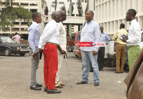 kkd in court wednesday4 KKD, his father and Okyeame at the court premises on Wednesday after proceedings