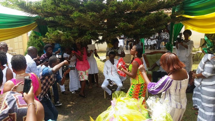 mr and mrs sidney quartey weds in style  8 